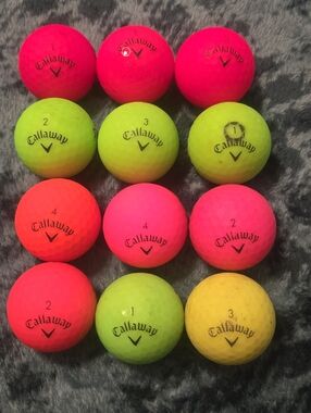 12 Callaway Supersoft & Superhot Neon Golf Balls. Near Mint Playing Condition.